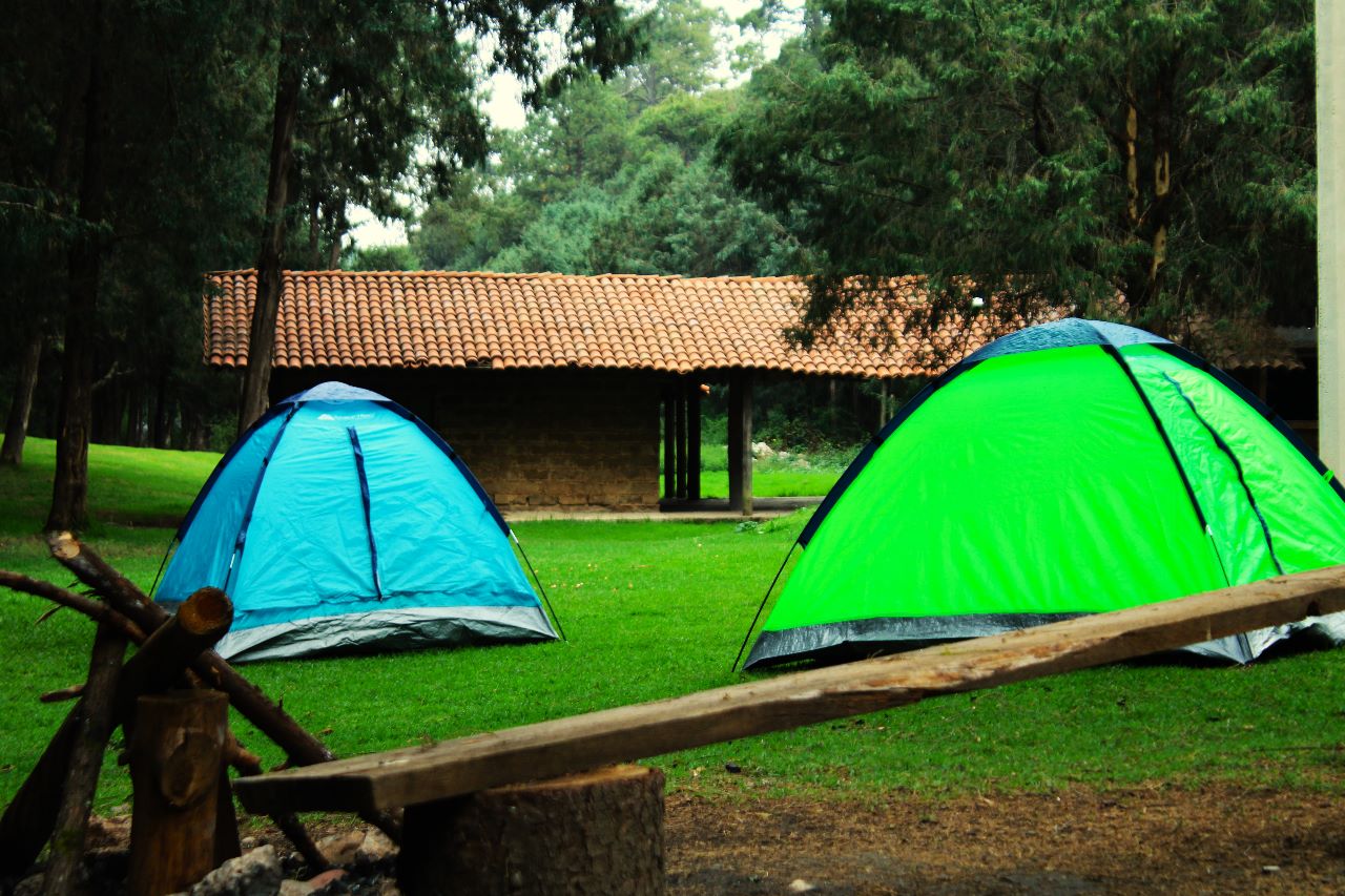 Zona de campamento dentro del santuario de las luciérnagas en Tlaxcala